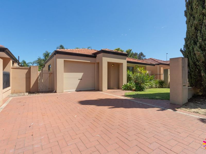 5 Henderson Avenue, Redcliffe WA 6104
