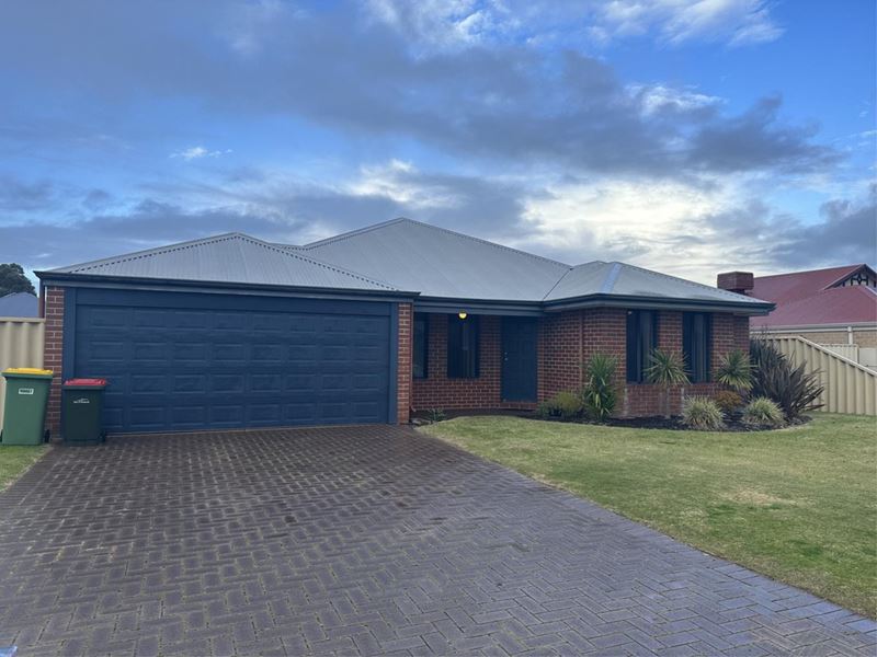 10 Carbine Loop, Millbridge