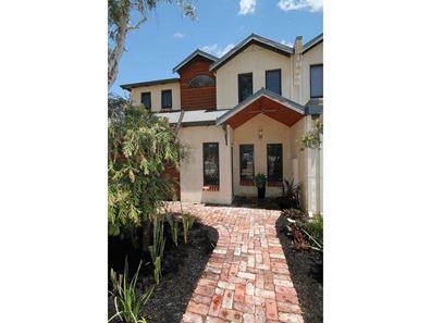112A Odin Road, Innaloo WA 6018