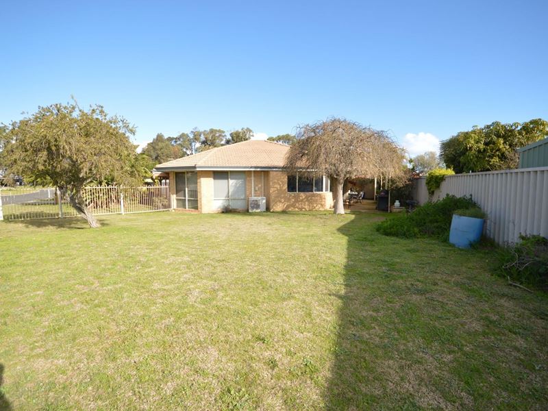 6 Virgo Close, Greenfields WA 6210