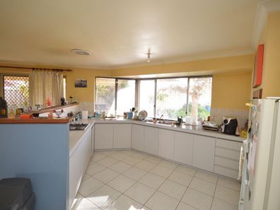 6 Virgo Close, Greenfields WA 6210