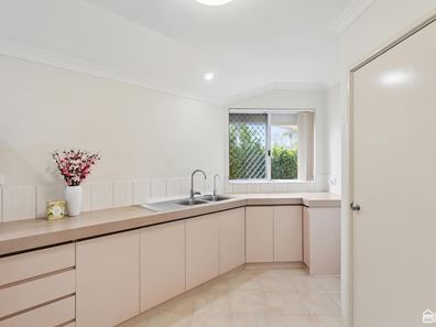 1/31 Third Avenue, Kelmscott WA 6111