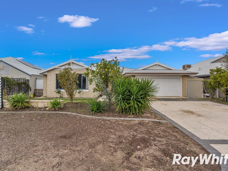 7 Dalona Parkway, Lakelands