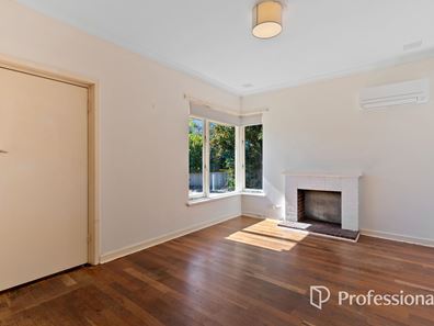 22 Tangmere Way, Balga WA 6061