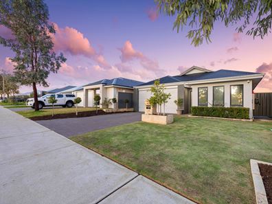18 Blundell Street, Dayton WA 6055