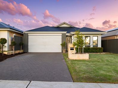 18 Blundell Street, Dayton WA 6055