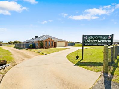 121 Greyhound Retreat, Nambeelup WA 6207