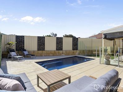 62 Callander Avenue, Kinross WA 6028