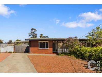 10 Farmer Way, Parmelia WA 6167