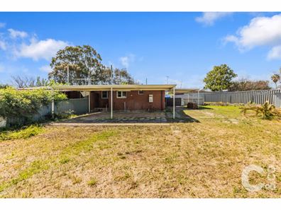10 Farmer Way, Parmelia WA 6167