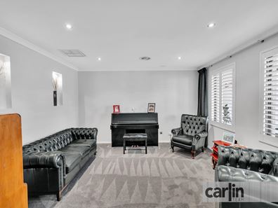 31 Beaumont Parkway, Success WA 6164
