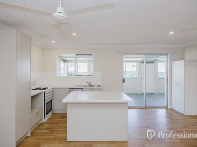 16 Forrest Grove, Two Rocks WA 6037