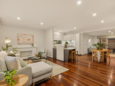 19 Henrietta Street, Bayswater WA 6053
