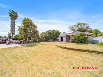 18 Lingfield Way, Morley WA 6062