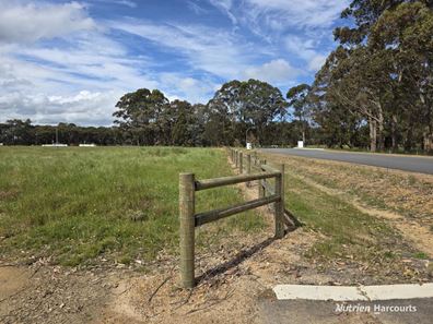 10 Rangatira Road, Drome WA 6330