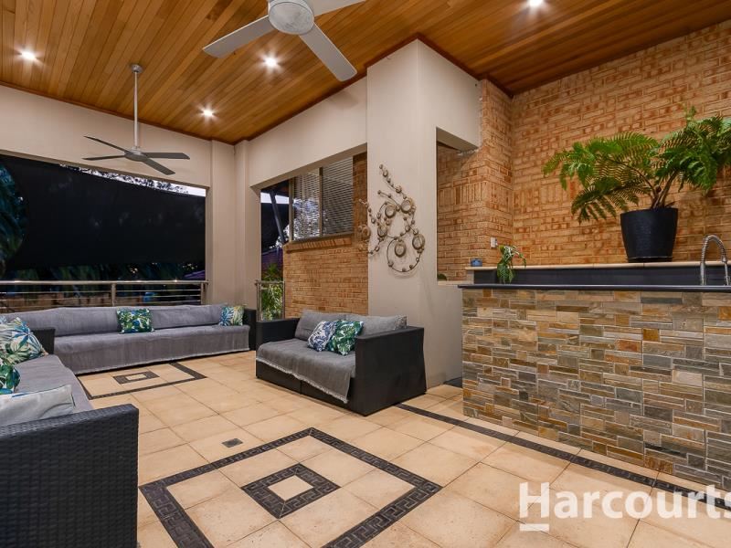 11 Landor Gardens, Woodvale