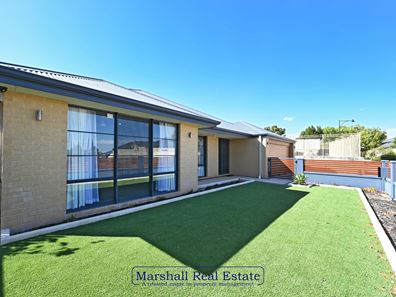 1 Ilya Lane, Banksia Grove WA 6031