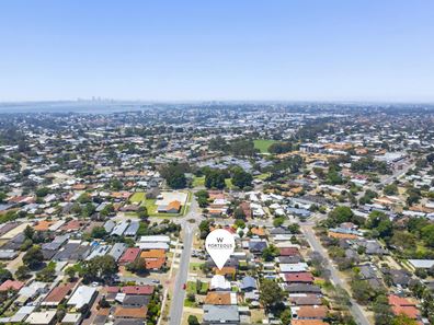 15 Milroy Street, Willagee WA 6156
