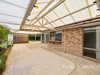 18 Jaywick Close, Safety Bay WA 6169