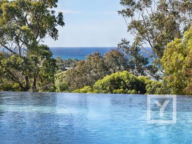 16 Gypsy Street, Eagle Bay WA 6281