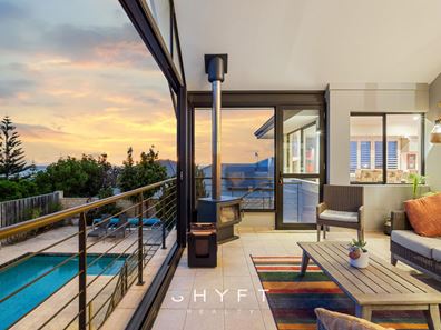 16 Baton Rouge  Drive, Mindarie WA 6030