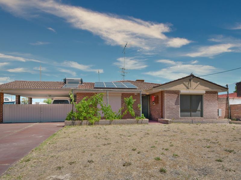 27 Okehampton Road, Warnbro WA 6169