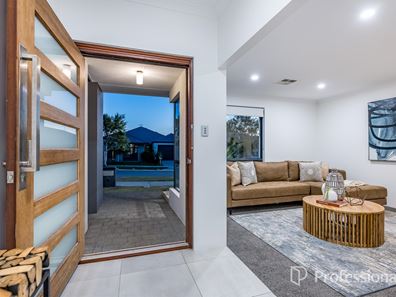 14 Celeste Street, Eglinton WA 6034