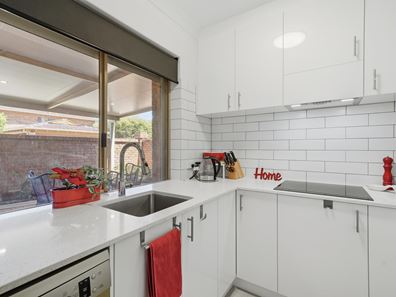 19/7 Harman Road, Sorrento WA 6020