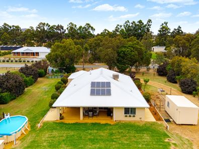 51 Rangeview Loop, Serpentine WA 6125