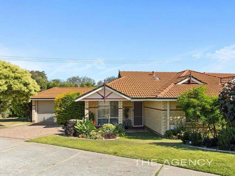 52 Blackwattle Parade, Padbury