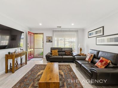 52 Blackwattle Parade, Padbury WA 6025