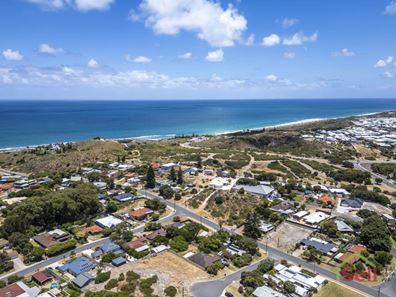 5 Grey Court, Yanchep WA 6035