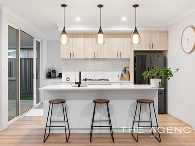 51 Solitaire Road, Treeby WA 6164