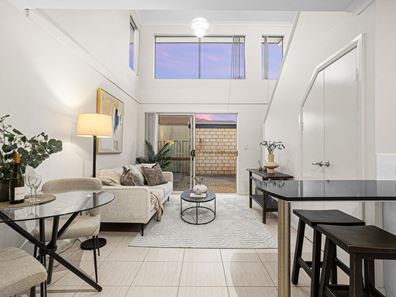 4/1 Positano Crescent, Yangebup WA 6164