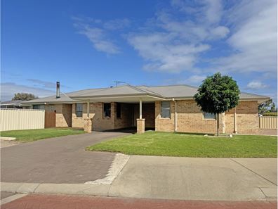 28 Dauphin Crescent, Castletown WA 6450