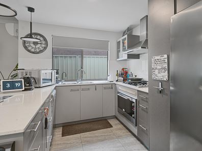 39A Doust Street, Cannington WA 6107