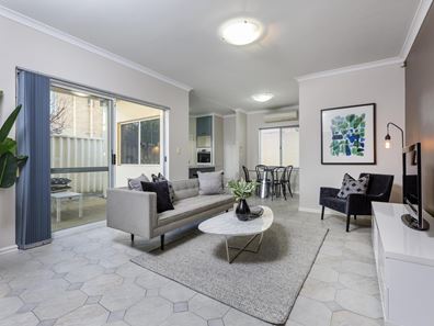 2/47 Mary Street, Como WA 6152