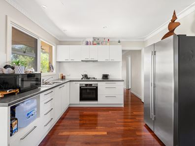 37 Flynn Street, East Bunbury WA 6230