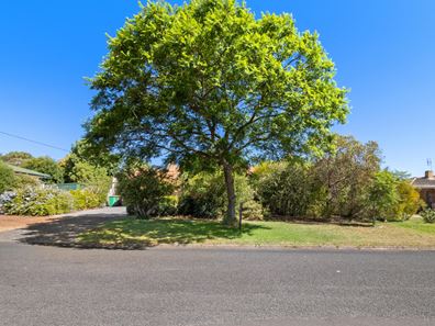 37 Flynn Street, East Bunbury WA 6230