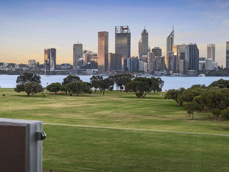 14/219 Mill Point Road, South Perth WA 6151
