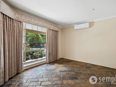 11 Pollard Court, Yangebup WA 6164