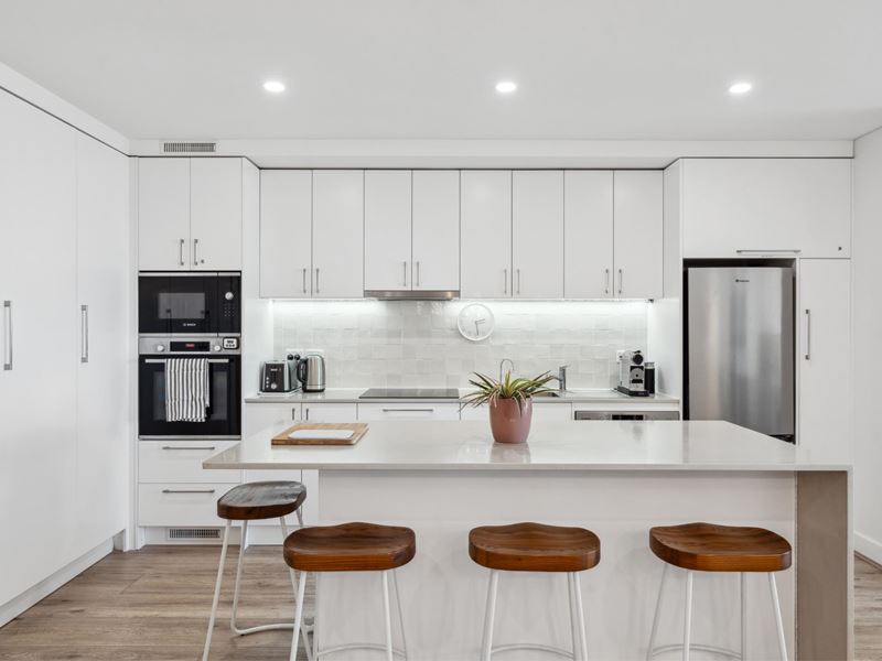 M310/183 West Coast Highway, Scarborough