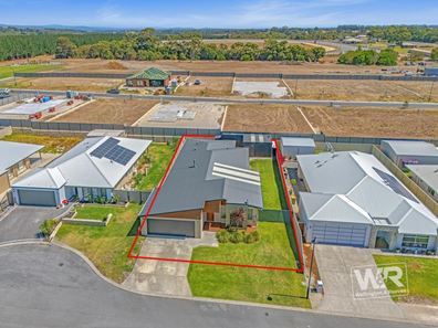 12 Satellite Close, Mckail WA 6330