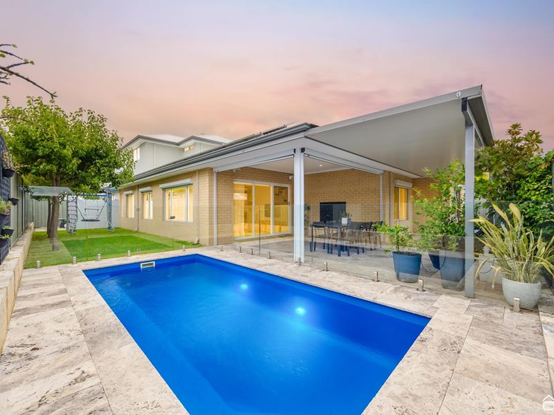 1 Exeter Court, Piara Waters WA 6112