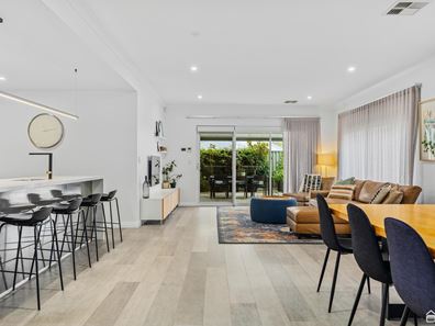 1 Exeter Court, Piara Waters WA 6112