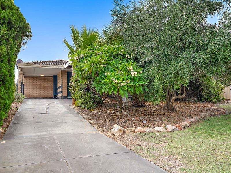 4A Bullfinch Street, Spearwood WA 6163