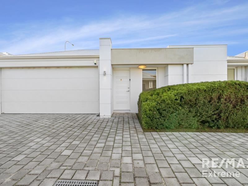 7/40 Roccella Loop, Ashby