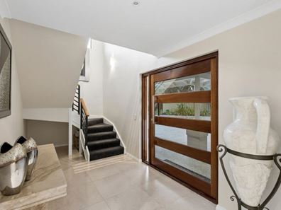 21 Dauntless Way, Duncraig WA 6023