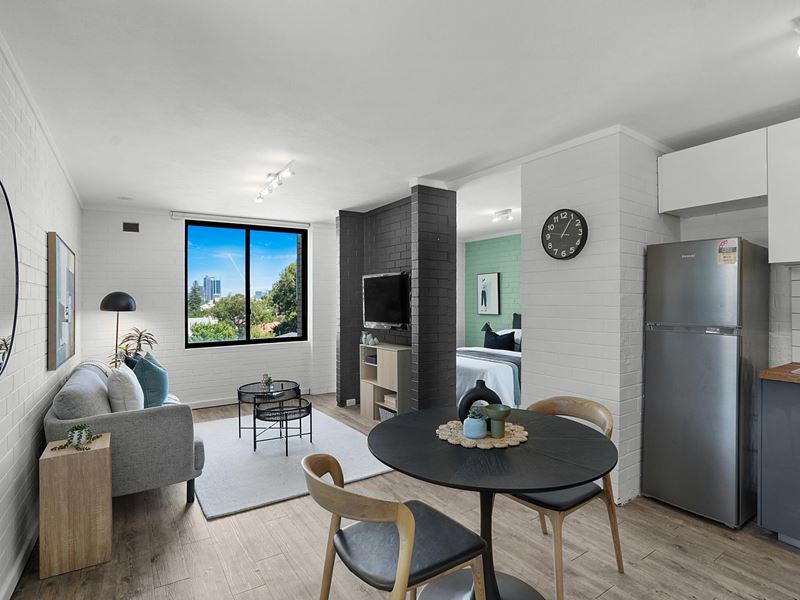 28/3 Russell Avenue, North Perth