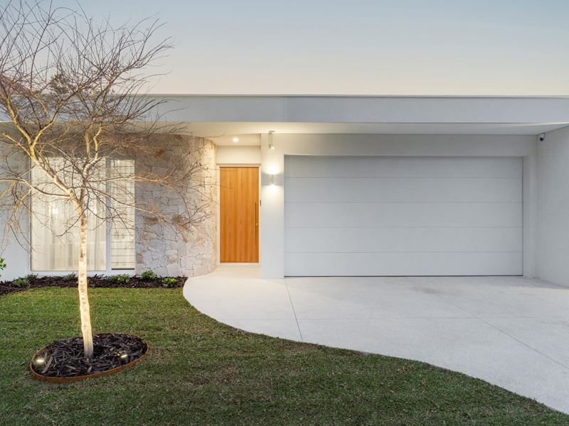61b Canavan Crescent, Manning